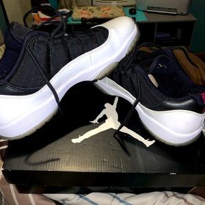 Jordan 11 “Tuxedo”